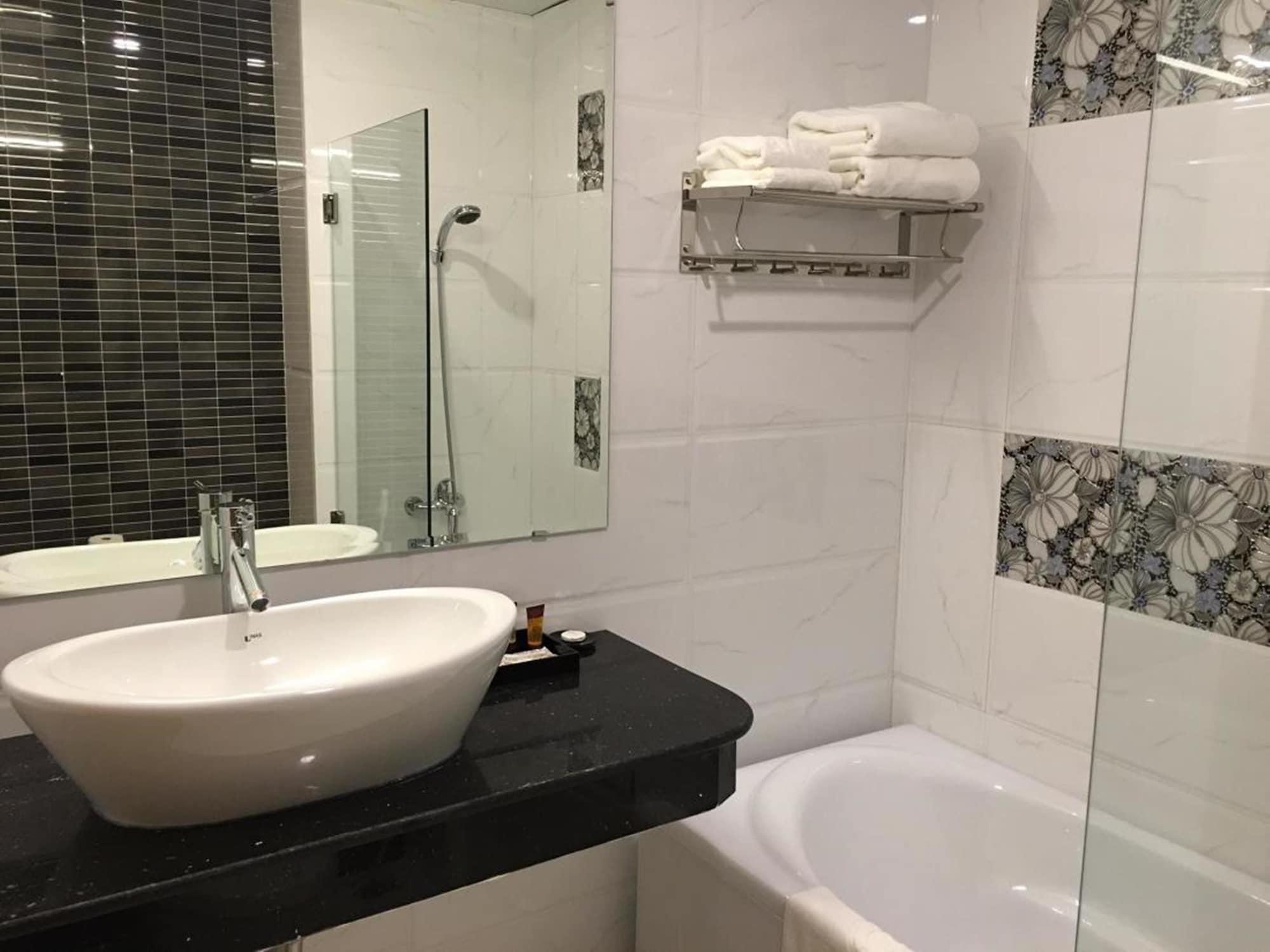 Le Duy Grand Hotel Thành Pho Ho Chí Minh Esterno foto