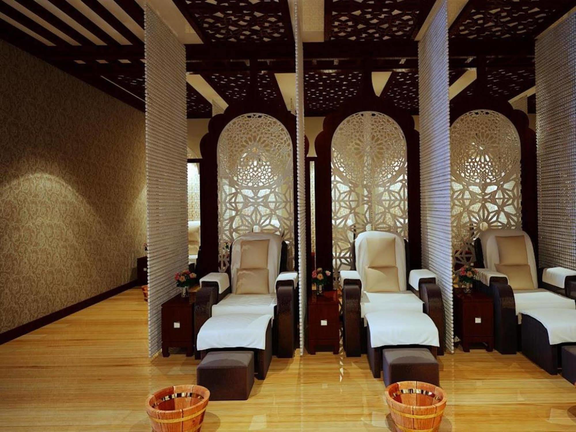 Le Duy Grand Hotel Thành Pho Ho Chí Minh Esterno foto